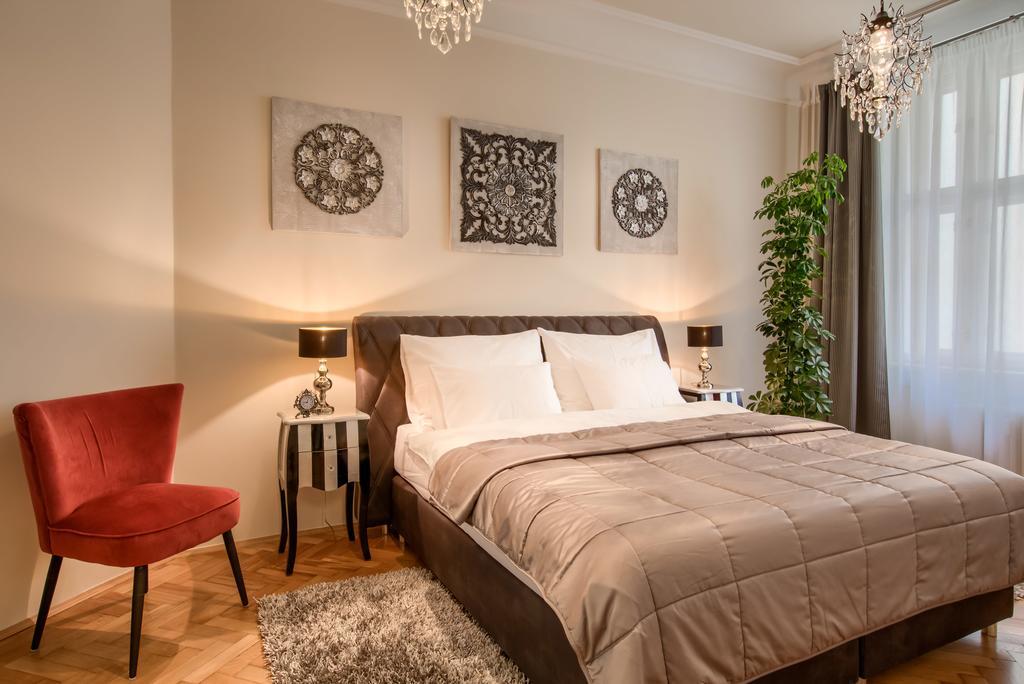 Pragueone Apartment,A/C,Terrace ภายนอก รูปภาพ